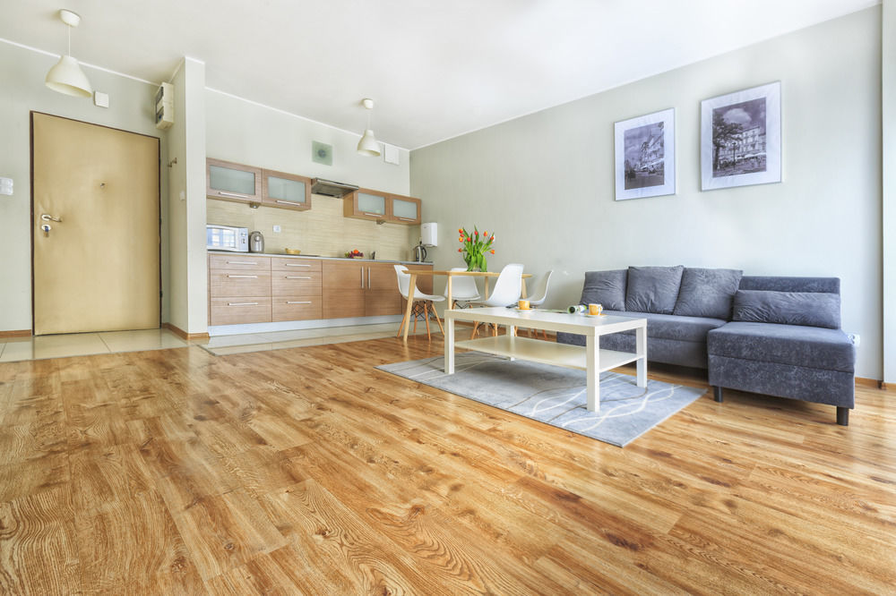 דירות לודז' Adler Bed&Breakfast מראה חיצוני תמונה