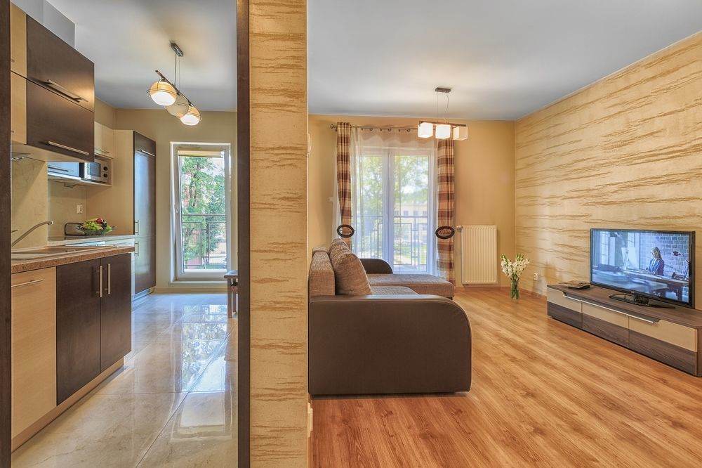דירות לודז' Adler Bed&Breakfast מראה חיצוני תמונה