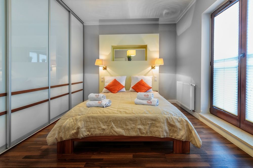 דירות לודז' Adler Bed&Breakfast מראה חיצוני תמונה